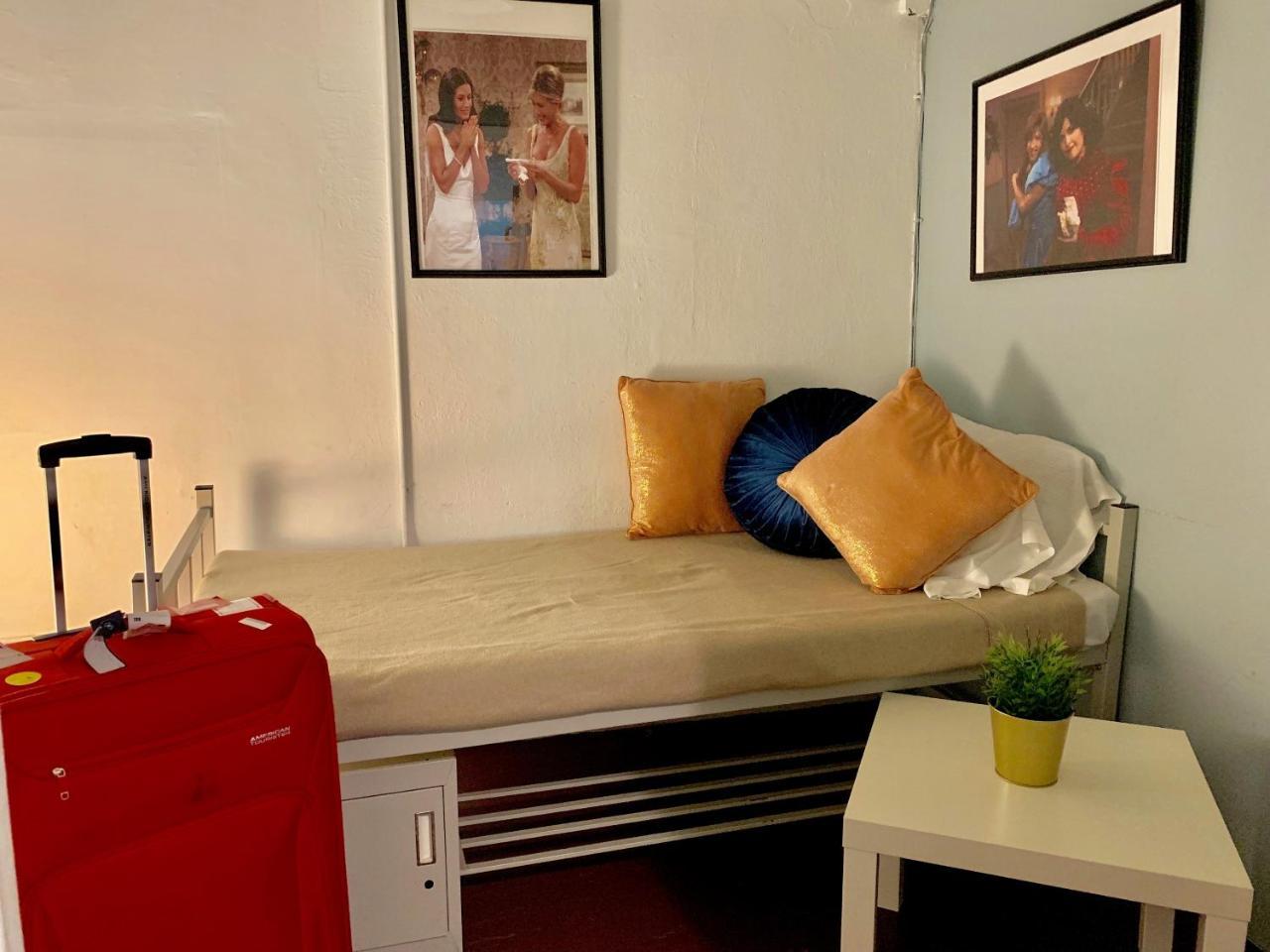 Hostel Time Zone